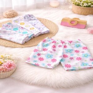 Alternative view of Kit com 3 shorts de bebê menina variadas 100% algodão